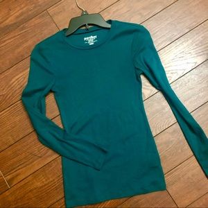 Vivid green crew neck tee